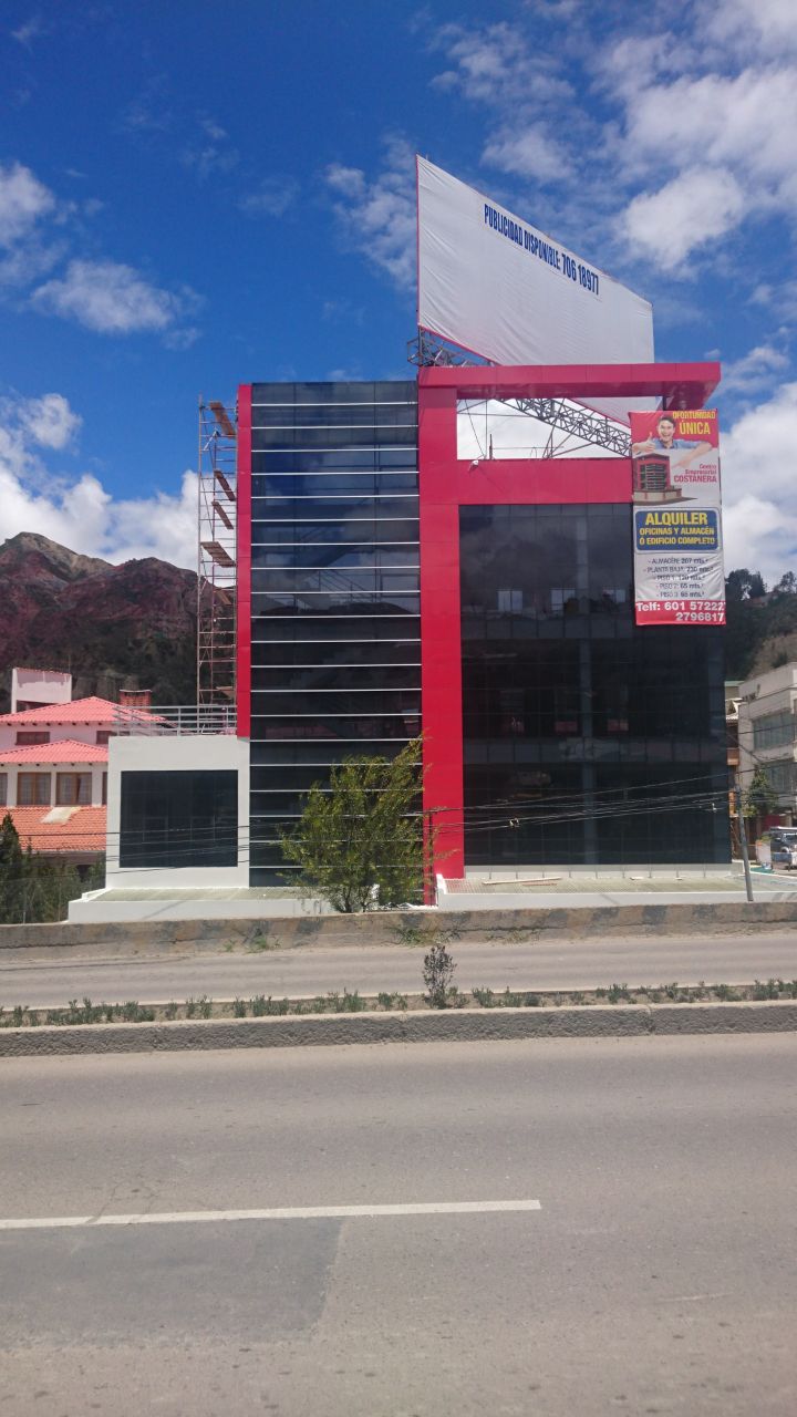Galpón Oficinas, Bajo Següencoma, La Paz