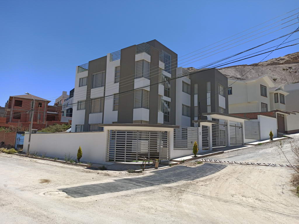 Vivienda Alfaro Urb. Villa del Sol, La Paz